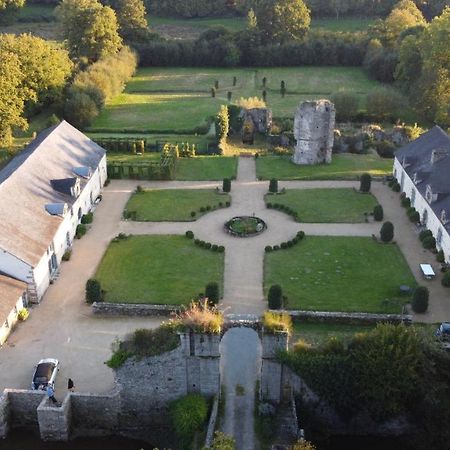 Chateau De La Chasse-Guerre Bed and Breakfast Hardanges Esterno foto