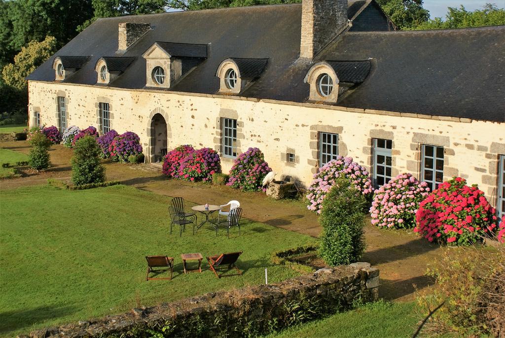 Chateau De La Chasse-Guerre Bed and Breakfast Hardanges Esterno foto